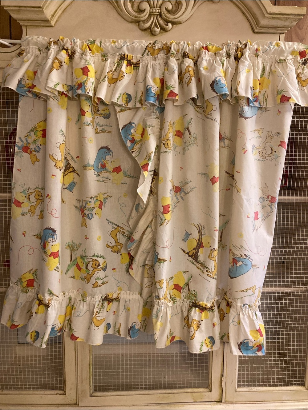 Set of 2.  Disney Winnie the Pooh vintage SEARS CURTAINS